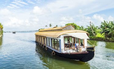 Kerala coconut groves and waterways - tour from Madurai
